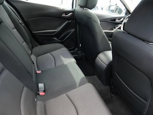 Used 2016 MAZDA MAZDA3 i Touring FWD image 21