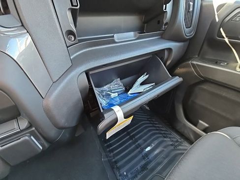 Used 2024 Chevrolet Silverado 1500 Custom image 31