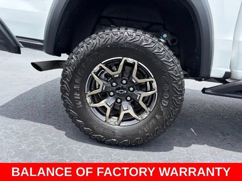 Used 2024 Chevrolet Colorado ZR2 AWD/4WD image 7