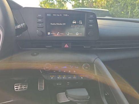 New 2026 Hyundai Elantra SEL Sport FWD image 21
