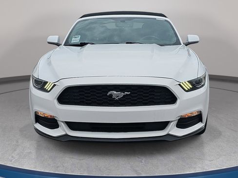 Used 2017 Ford Mustang Convertible RWD image 2