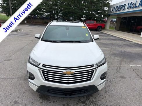 Used 2023 Chevrolet Traverse Premier FWD image 10