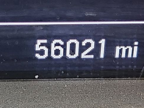 Used 2024 Chevrolet Malibu LT image 19