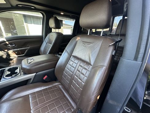 Used 2021 Nissan Titan Platinum Reserve w/ Moonroof Package AWD/4WD image 45