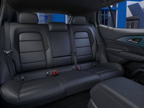 New 2026 Chevrolet Equinox EV LT image 19