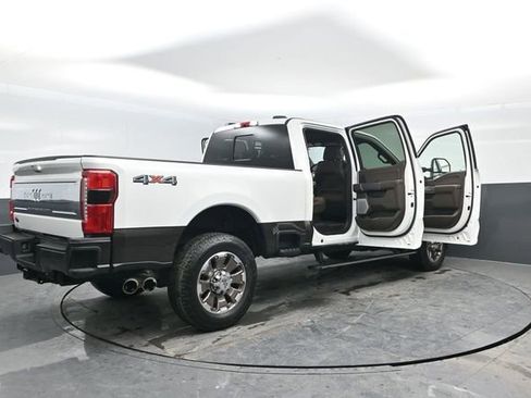 Certified 2025 Ford F350 King Ranch AWD/4WD image 21