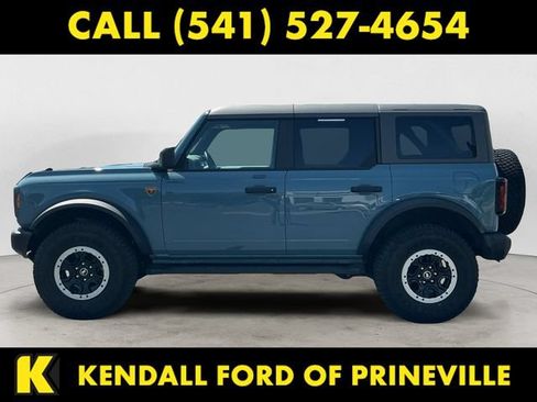 Used 2023 Ford Bronco Badlands w/ Sasquatch Package AWD/4WD image 8