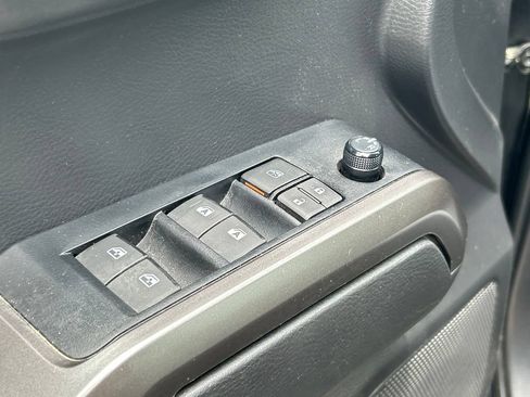 Used 2023 Toyota Tacoma SR5 RWD image 22