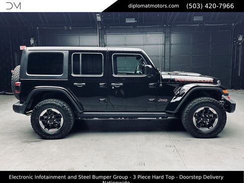 Used 2018 Jeep Wrangler Unlimited Rubicon AWD/4WD image 8