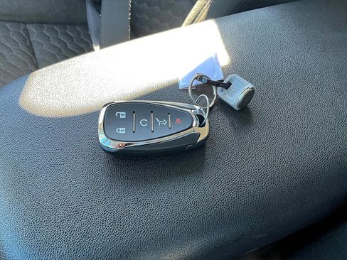 Used 2018 Chevrolet Equinox LT image 10