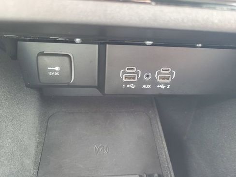 Used 2023 Jeep Wagoneer L Series II AWD/4WD image 23