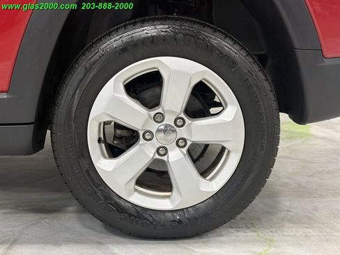 Used 2018 Jeep Compass Latitude w/ Popular Equipment Group AWD/4WD image 16