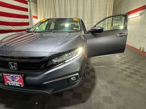 Used 2020 Honda Civic Touring image 27
