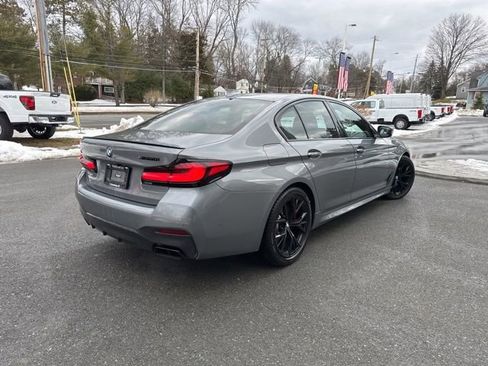 Used 2023 BMW M550i xDrive image 6