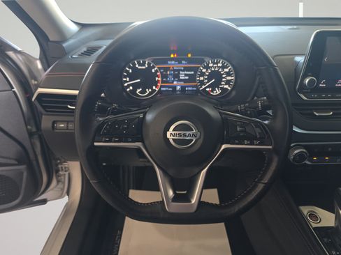 Used 2019 Nissan Altima 2.5 SR w/ SR Premium Package AWD/4WD image 14