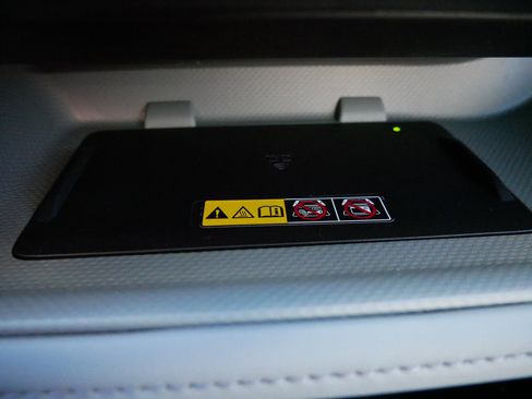 Certified 2026 Toyota Highlander XLE image 28