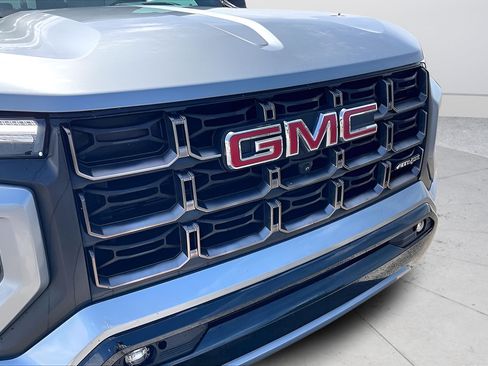 Used 2024 GMC Canyon AT4X AWD/4WD image 34