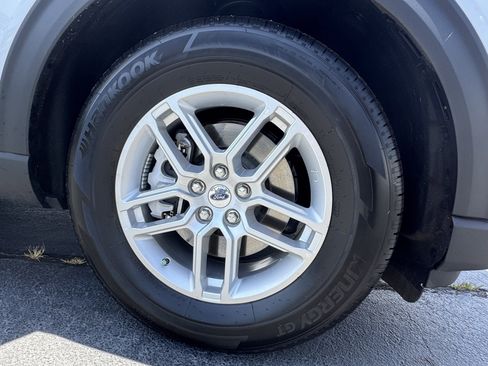 Certified 2026 Ford Explorer Active w/ Active Comfort Package RWD image 14