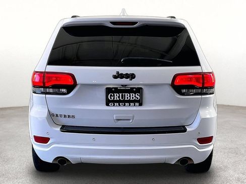 Used 2015 Jeep Grand Cherokee Altitude RWD image 5