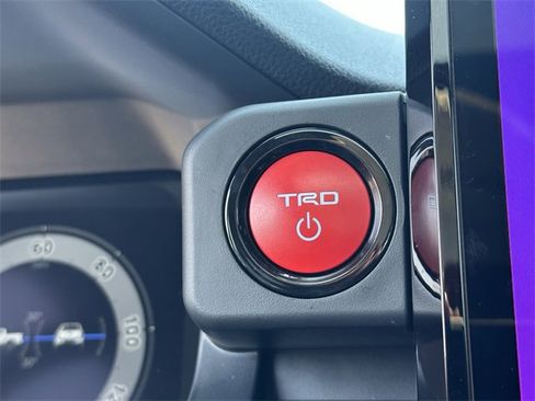 Used 2024 Toyota Tacoma TRD Pro image 28