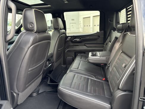 Used 2023 GMC Sierra 1500 AT4X AWD/4WD image 35