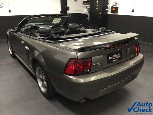 Used 2001 Ford Mustang GT image 7