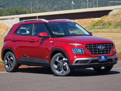 New 2025 Hyundai Venue SEL