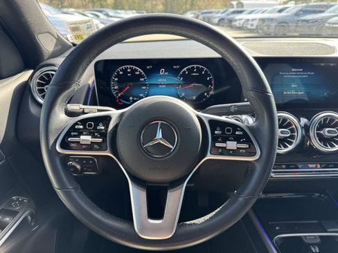 Certified 2021 Mercedes-Benz GLB 250 image 10