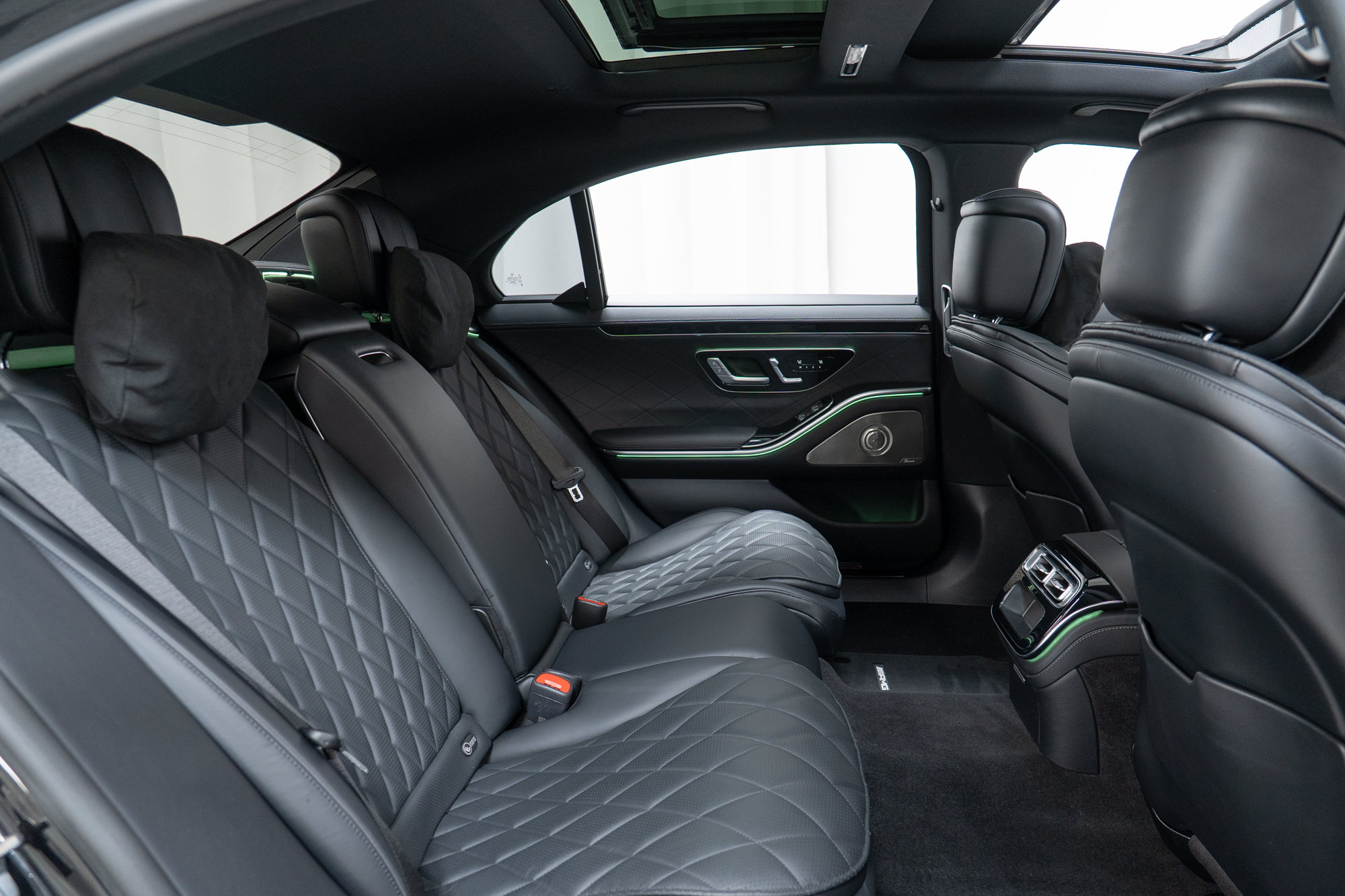 Certified 2023 Mercedes-Benz S 580 4MATIC Sedan w/ AMG Line image 26