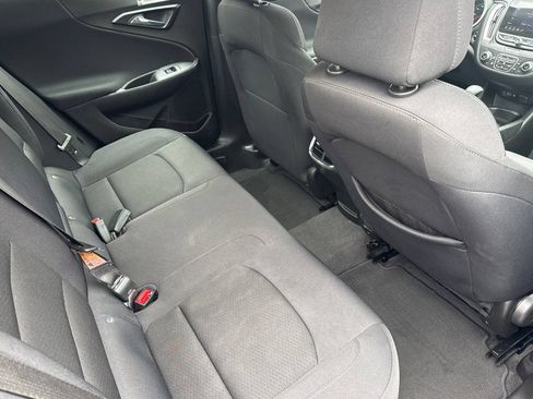 Used 2023 Chevrolet Malibu LT FWD image 23