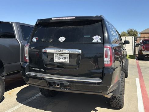 Used 2018 GMC Yukon XL Denali w/ Open Road Package image 3