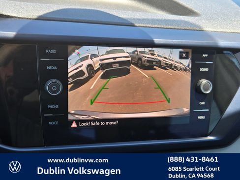 Certified 2023 Volkswagen Taos SE w/ Panoramic Sunroof Package FWD image 14