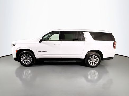Used 2023 Chevrolet Suburban Premier image 6