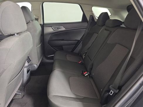 Used 2023 Kia Sportage LX image 21