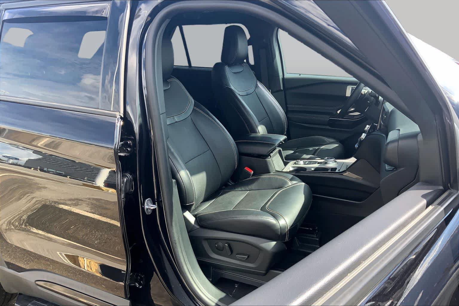 Used 2023 Ford Explorer ST w/ Equipment Group 401A AWD/4WD image 8