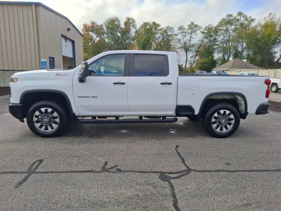 Used 2024 Chevrolet Silverado 2500 Custom w/ Custom Value Package AWD/4WD image 4