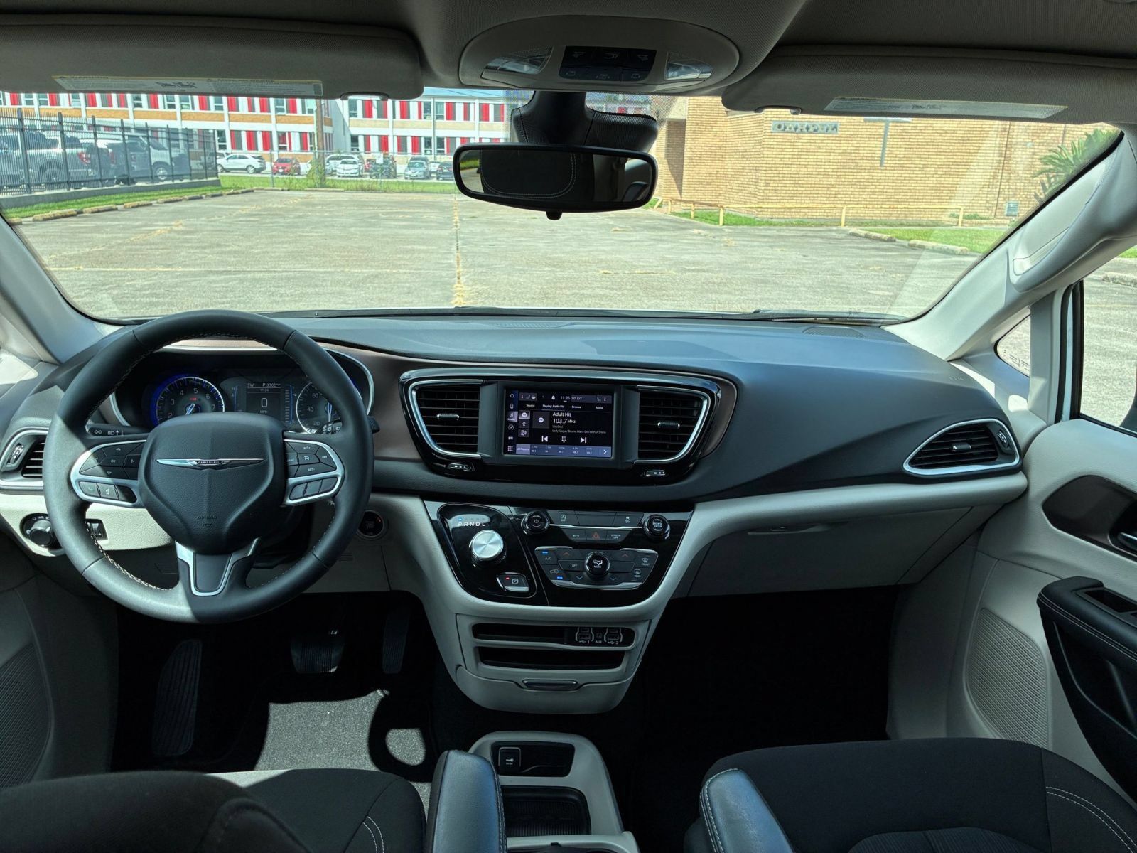 Used 2024 Chrysler Voyager LX FWD image 34