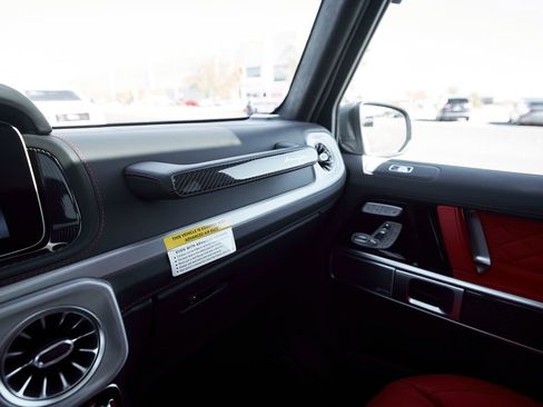 Used 2025 Mercedes-Benz G 63 AMG 4MATIC image 81