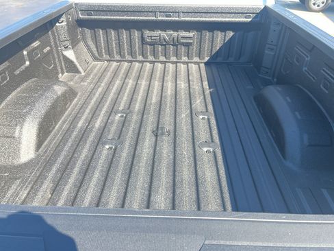 Used 2026 GMC Sierra 2500 Denali Ultimate AWD/4WD image 9