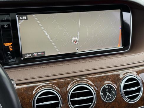 Used 2014 Mercedes-Benz S 550 Sedan image 30