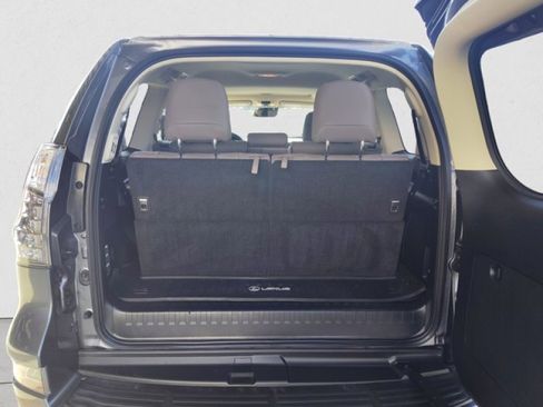 Used 2023 Lexus GX 460 Premium w/ Premium Plus Package image 21