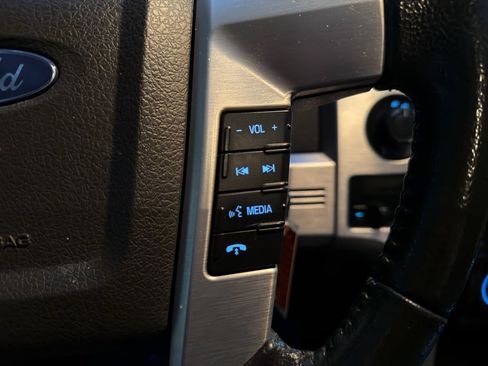 Used 2013 Ford F150 Platinum image 24