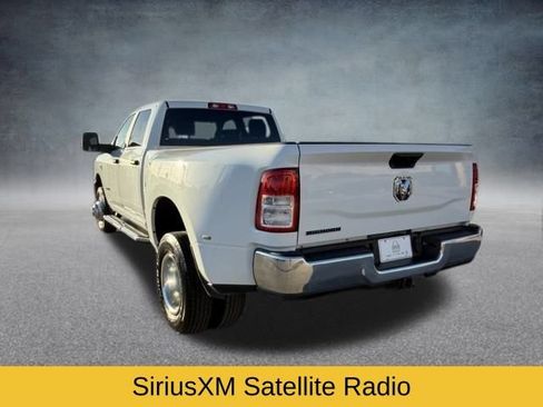 Used 2024 RAM 3500 Big Horn AWD/4WD image 15