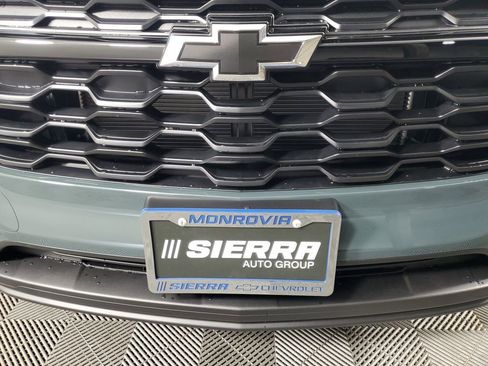 New 2026 Chevrolet Trax LT w/ Midnight Edition FWD image 10