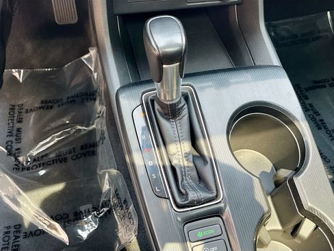 Used 2022 Honda Civic EX image 16