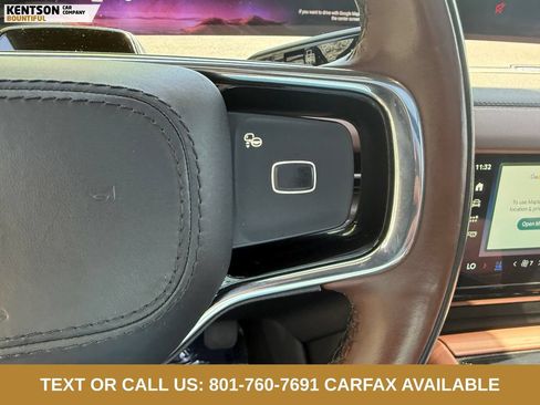 Used 2025 Lincoln Navigator Reserve AWD/4WD image 17
