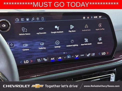 Used 2026 Chevrolet Traverse RS w/ LPO, Floor Liner Package AWD/4WD image 21