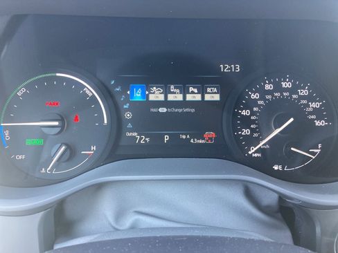 Certified 2026 Toyota Sienna XLE image 10