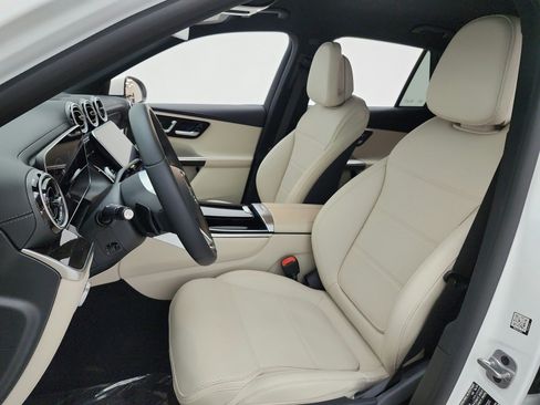 Certified 2024 Mercedes-Benz GLC 300 4MATIC image 15