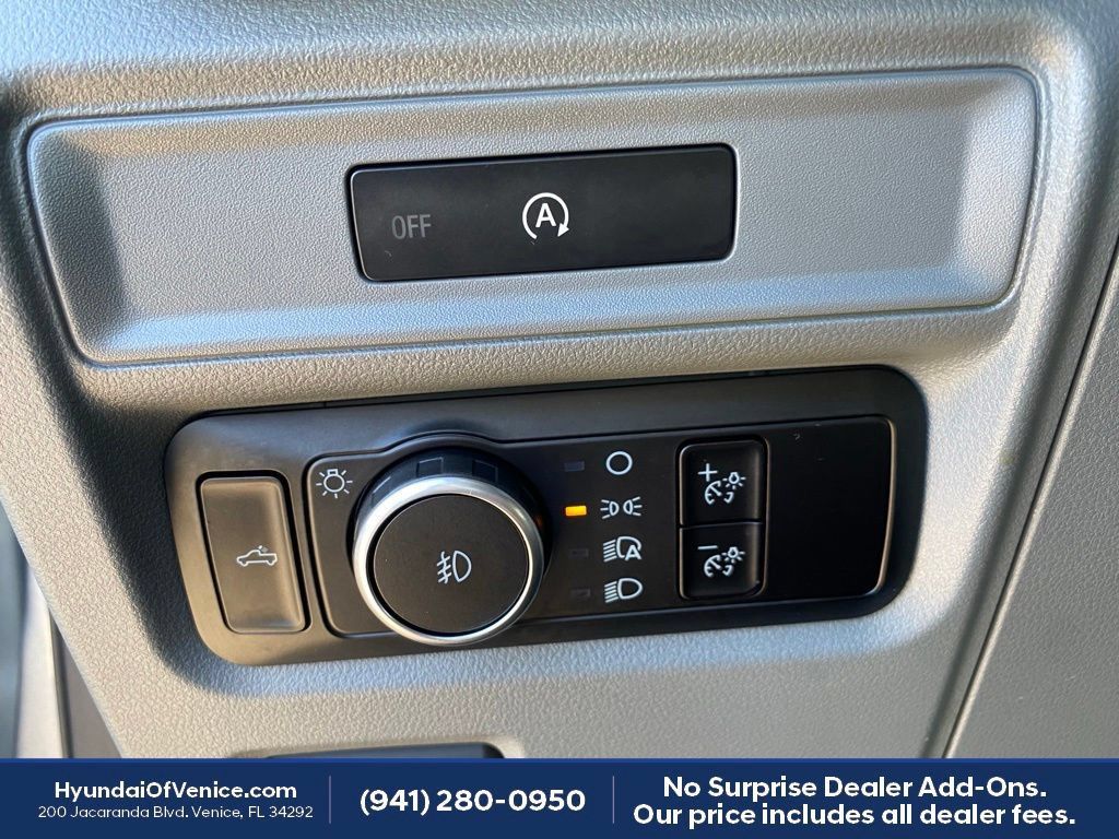 Used 2025 Ford F150 XLT w/ Equipment Group 301A Standard AWD/4WD image 13